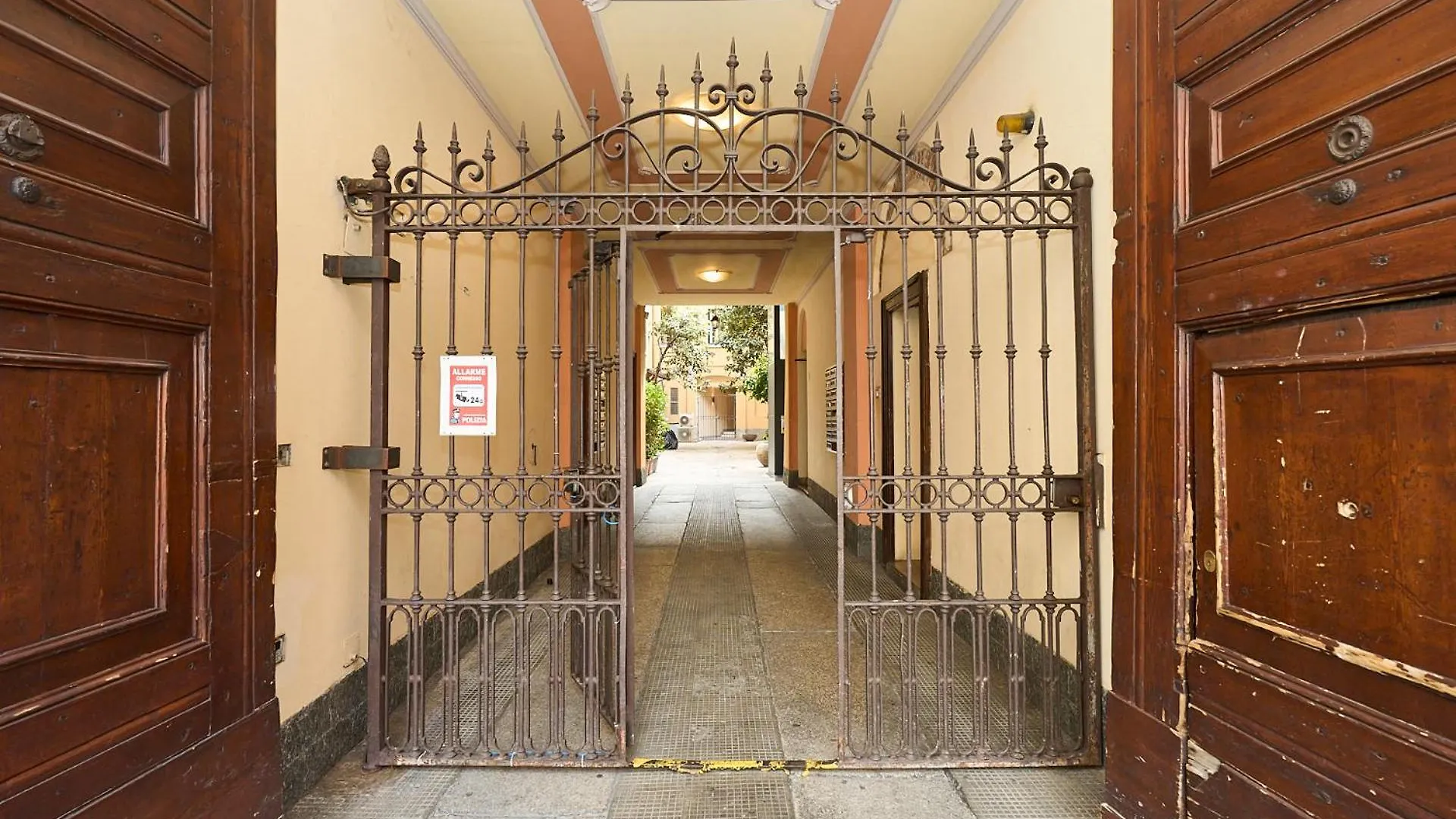 Cozy House - 20 Minutes Walk From Duomo-Navigli Apartment Milan Italy